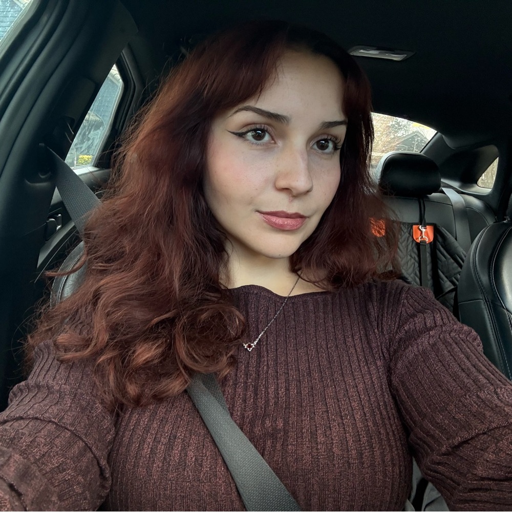 Meet your Posher, Kayla